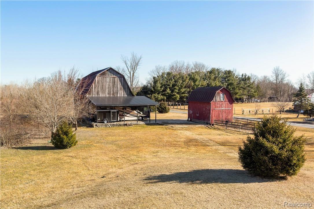 11320 Stewart Road Dundee, MI 48131 - Photo 32 of 37 27.jpg