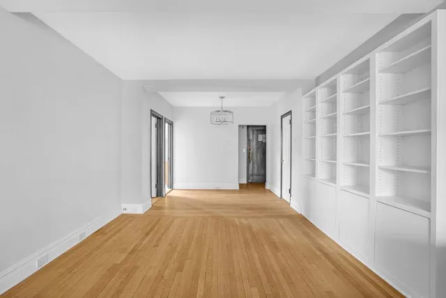 $1,379,000 | 240 East 79th Street, Unit 11A | Upper East Side