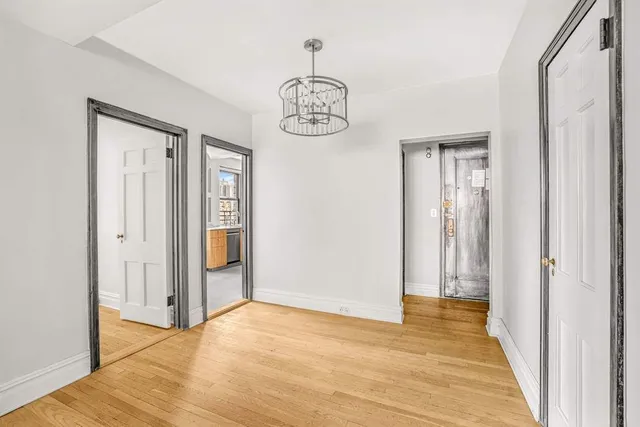 $1,379,000 | 240 East 79th Street, Unit 11A | Upper East Side