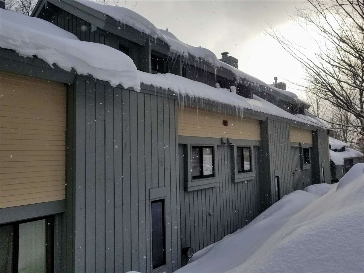 48 Easterly Road, Unit 2 Lincoln, NH 03251 - Photo 4 of 40 Gallery Image 4
