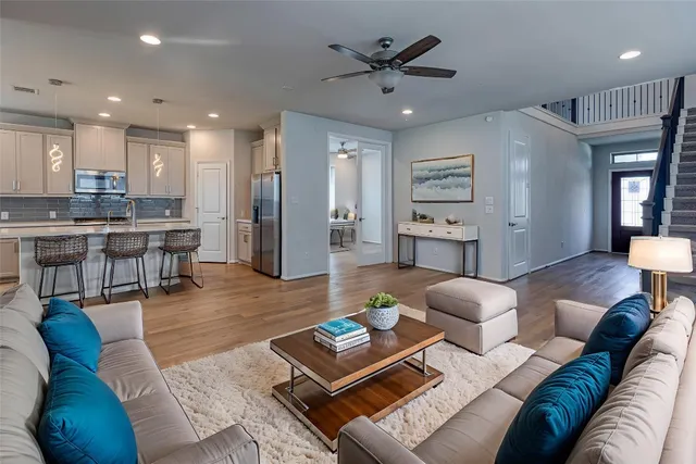 $2,500 | 125 Rangel Drive, Liberty Hill, TX 78642