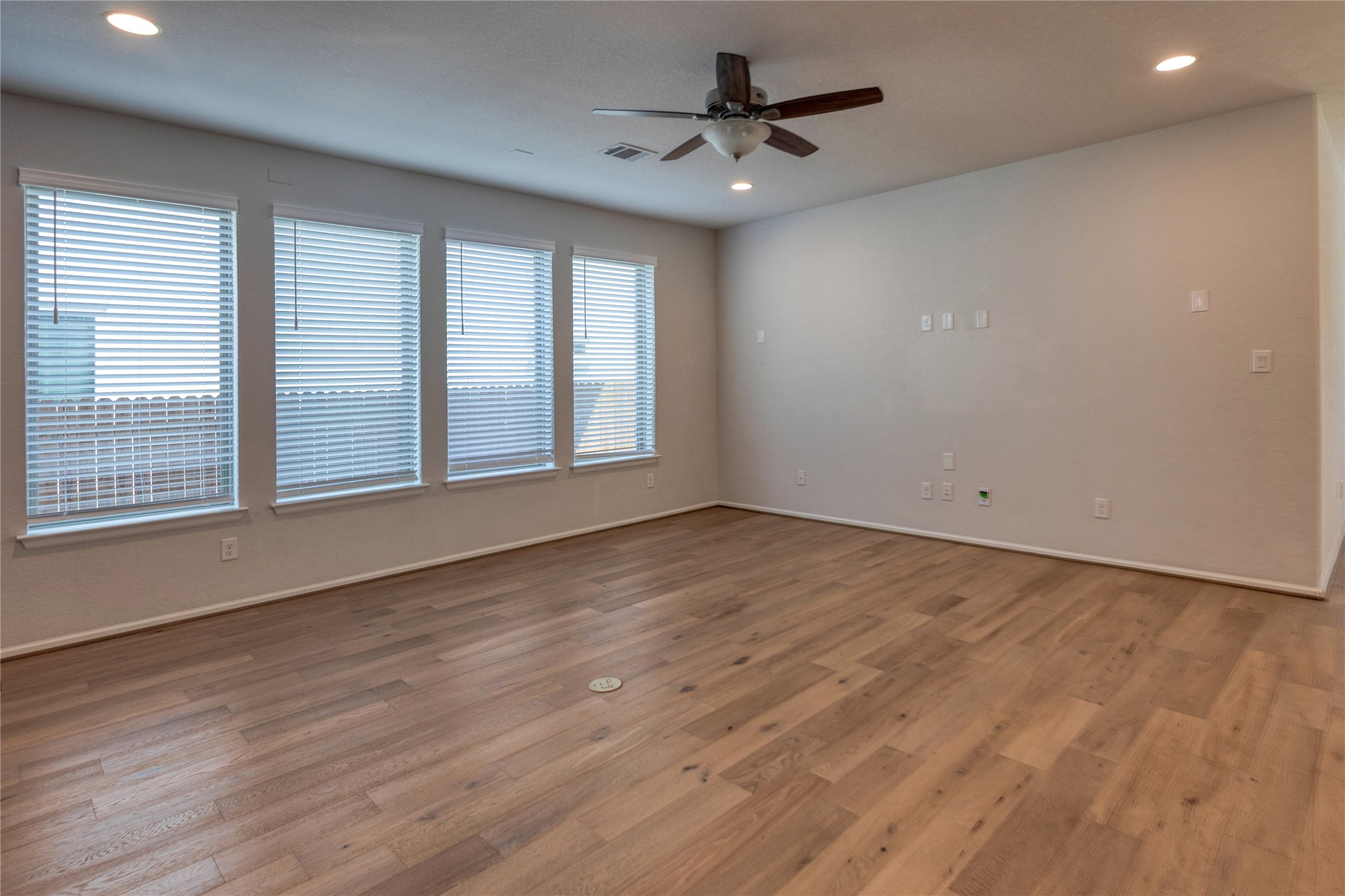 125 Rangel Drive Liberty Hill, TX 78642 - Photo 8 of 40