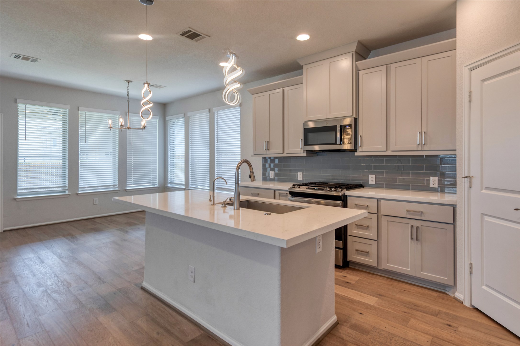 125 Rangel Drive Liberty Hill, TX 78642 - Photo 10 of 40