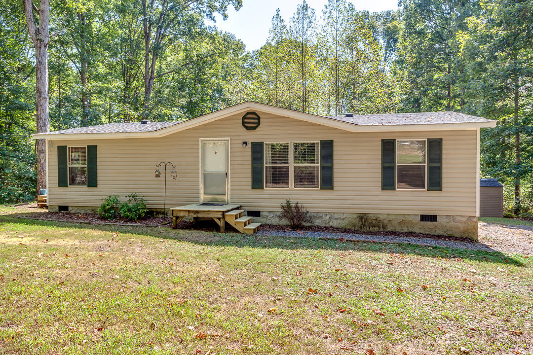 6712 Crye Road Maryville, TN 37801 - Photo 1 of 33 001190927-2-6712CryeRdMaryvilleTN-SCREEN