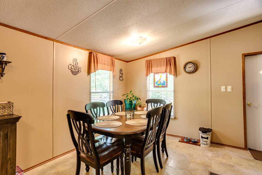 6712 Crye Road Maryville, TN 37801 - Photo 13 of 33 015190927-2-6712CryeRdMaryvilleTN-SCREEN