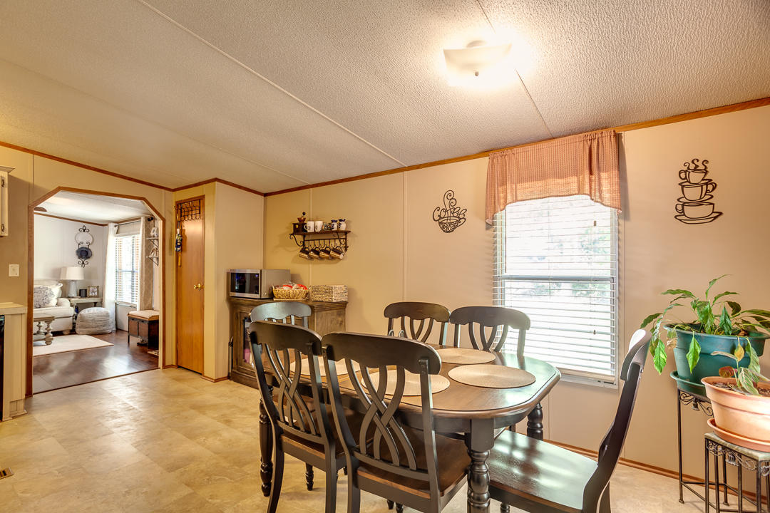 6712 Crye Road Maryville, TN 37801 - Photo 14 of 33 016190927-2-6712CryeRdMaryvilleTN-SCREEN