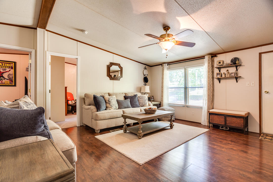 6712 Crye Road Maryville, TN 37801 - Photo 7 of 33 009190927-2-6712CryeRdMaryvilleTN-SCREEN