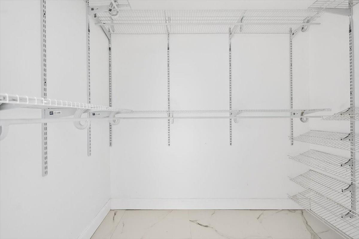 15775 North Miami Avenue Miami, FL 33162 - Photo 17 of 31 Photo 17