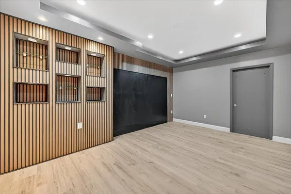 $6,000 | 15775 North Miami Avenue, Miami, FL 33162