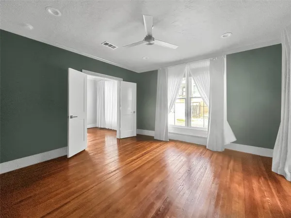 $2,100 | 1310 Anita Street, Unit B, Houston, TX 77004
