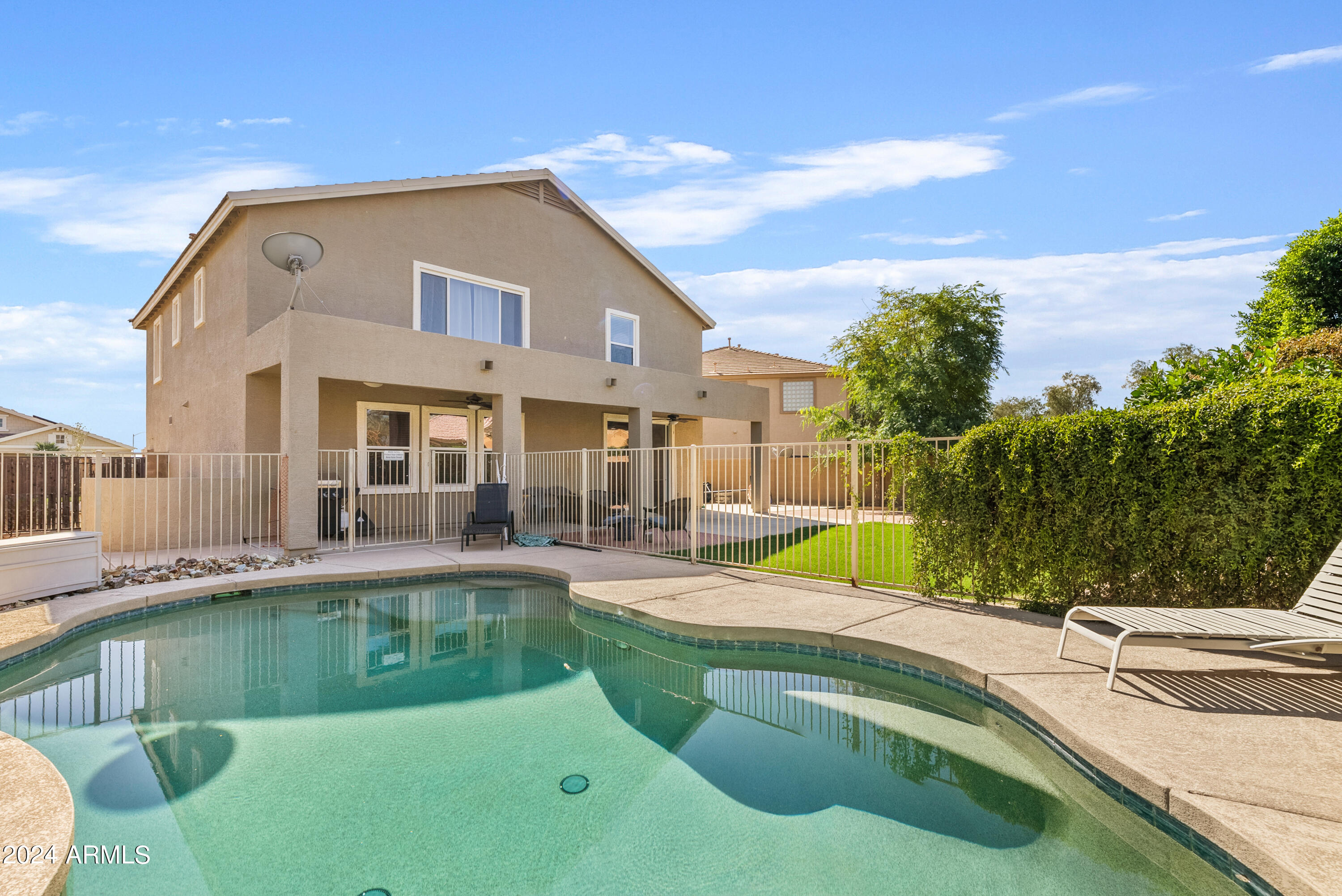 15074 West Bloomfield Road Surprise, AZ 85379 - Photo 5 of 42 DSC04252