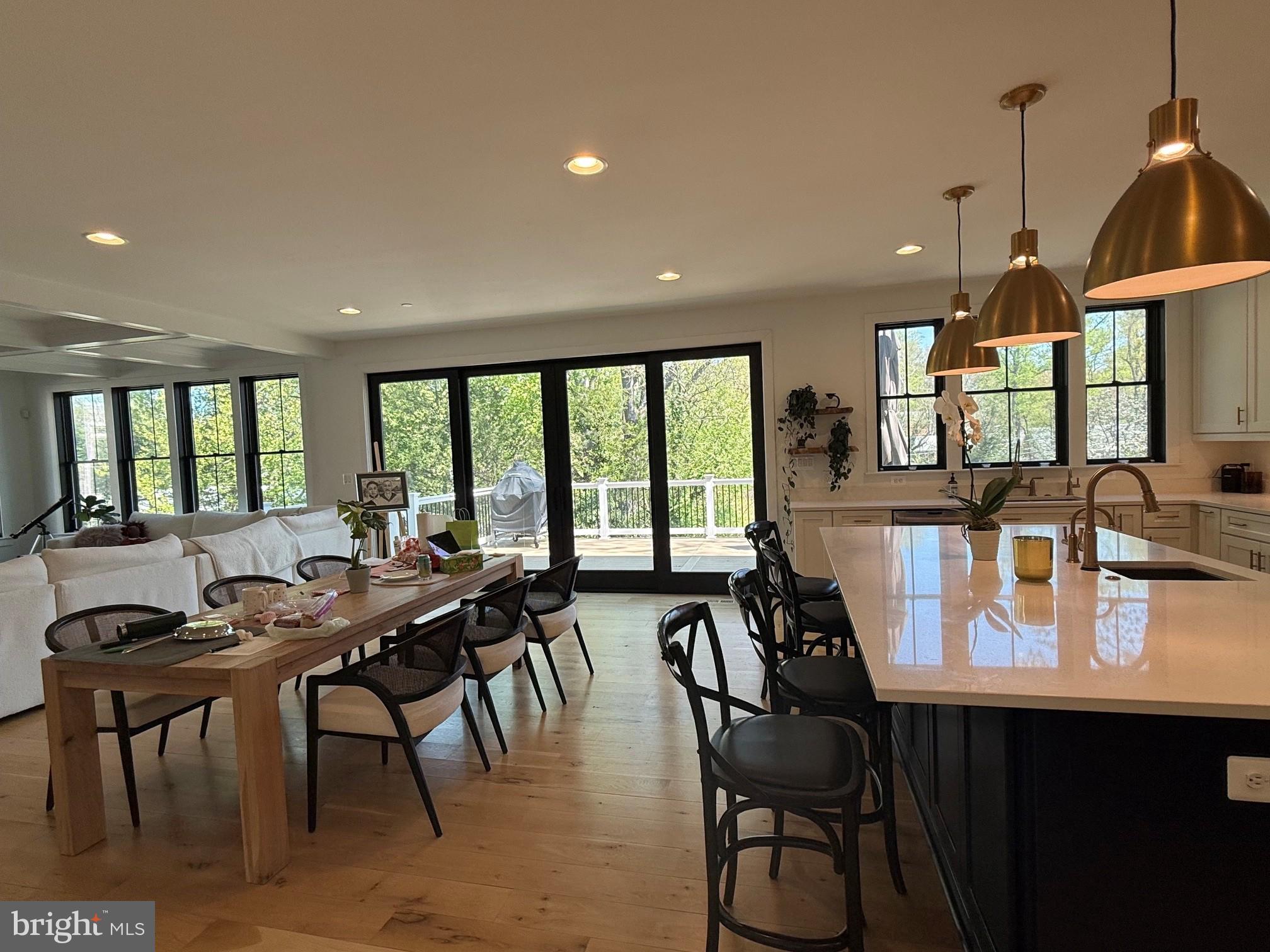 5613 Namakagan Road Bethesda, MD 20816 - Photo 4 of 6 Breakfast & bar stool area