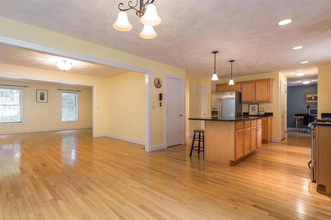 108 Mary Batchelder Road, Unit D Hampton, NH 03842 - Photo 12 of 40 Gallery Image 12
