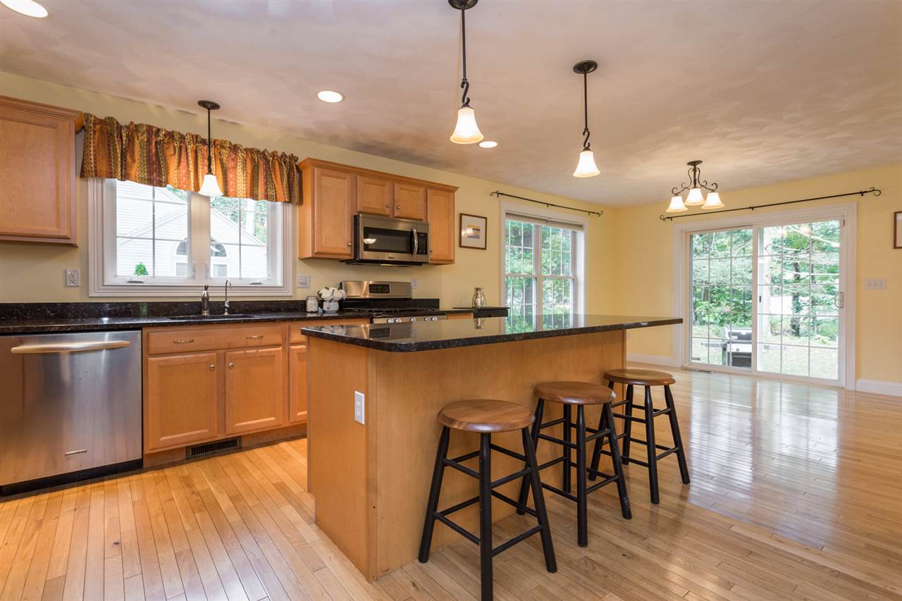 108 Mary Batchelder Road, Unit D Hampton, NH 03842 - Photo 9 of 40 Gallery Image 9