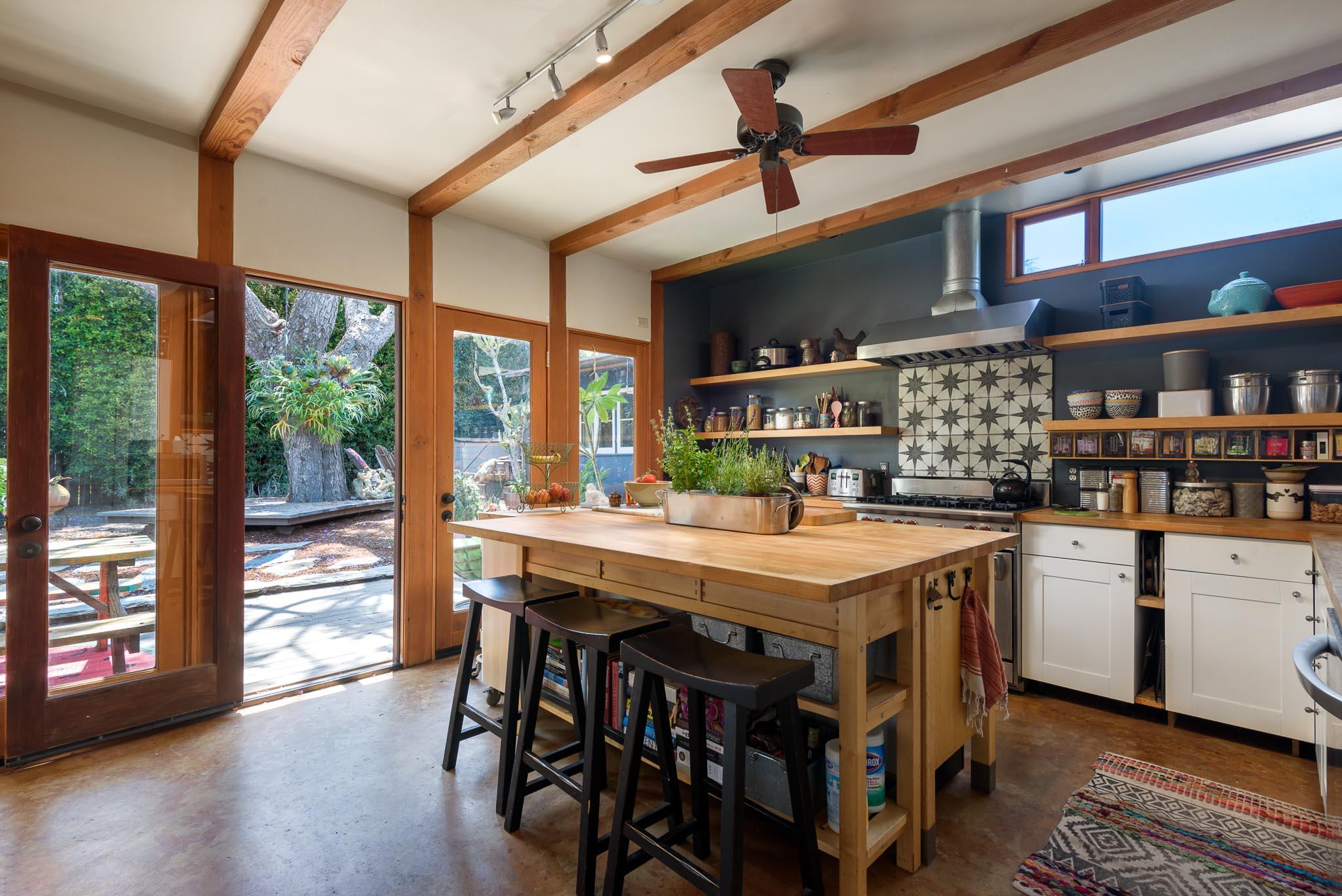 1813 Clearview Road Santa Barbara, CA 93101 - Photo 1 of 12 Kitchen