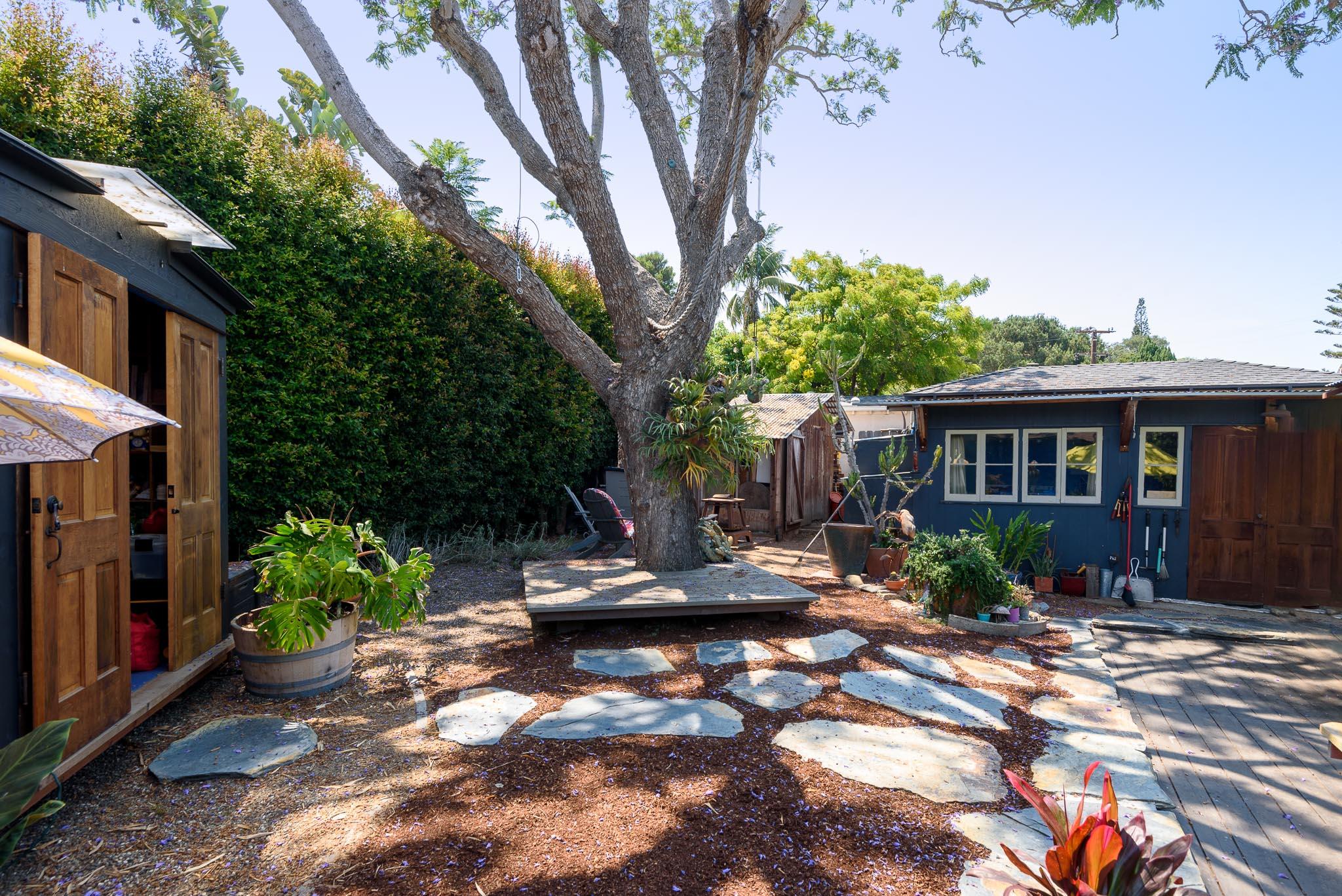 1813 Clearview Road Santa Barbara, CA 93101 - Photo 10 of 12 Back Yard