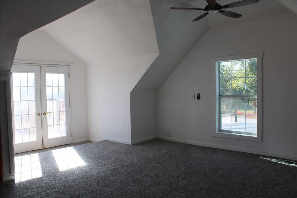 101 North 2 Nd Mullin, TX 76864 - Photo 23 of 34 an empty room with windows