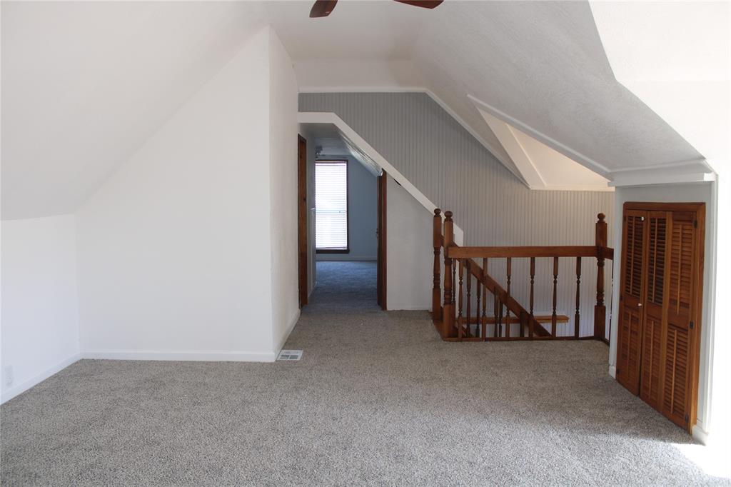 101 North 2 Nd Mullin, TX 76864 - Photo 24 of 34 a view of entryway