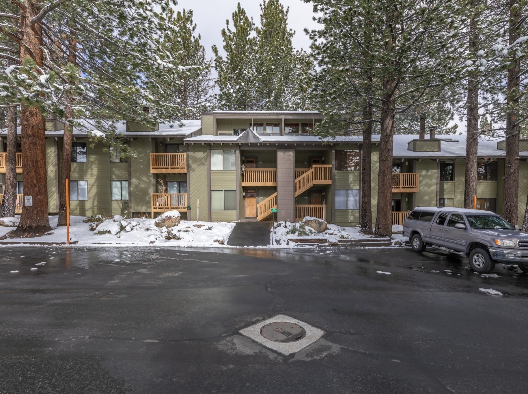 152 Viewpoint Road, Unit 105 Mammoth Lakes, CA 93546 - Photo 27 of 29 a view of a car park in front of house