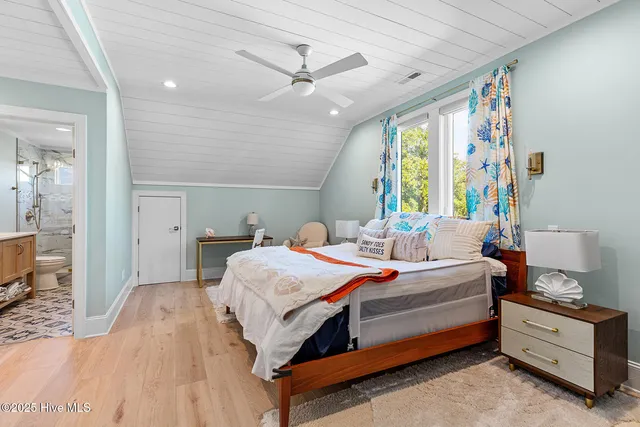 $1,800,000 | 434 Settlers Lane, Kure Beach, NC 28449