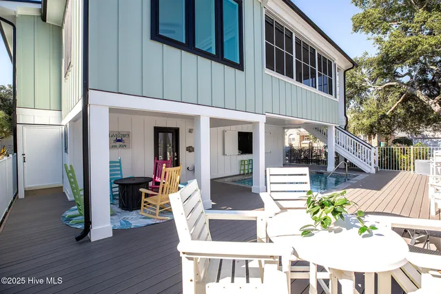 $1,800,000 | 434 Settlers Lane, Kure Beach, NC 28449