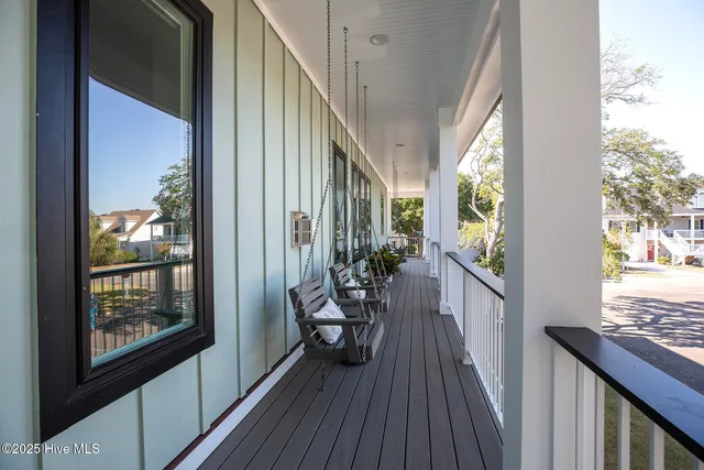 $1,800,000 | 434 Settlers Lane, Kure Beach, NC 28449