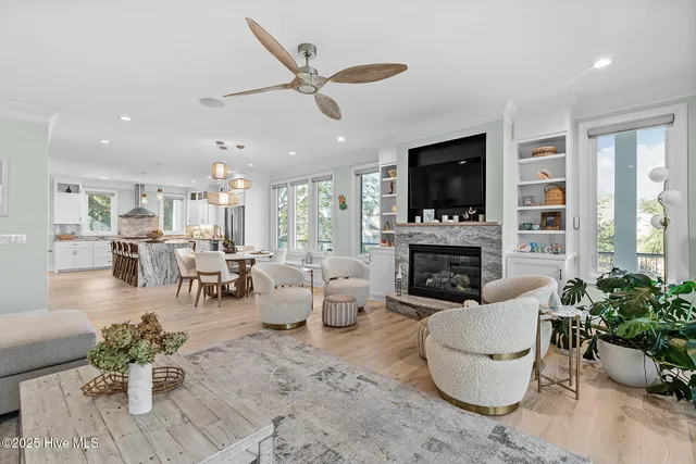 $1,800,000 | 434 Settlers Lane, Kure Beach, NC 28449