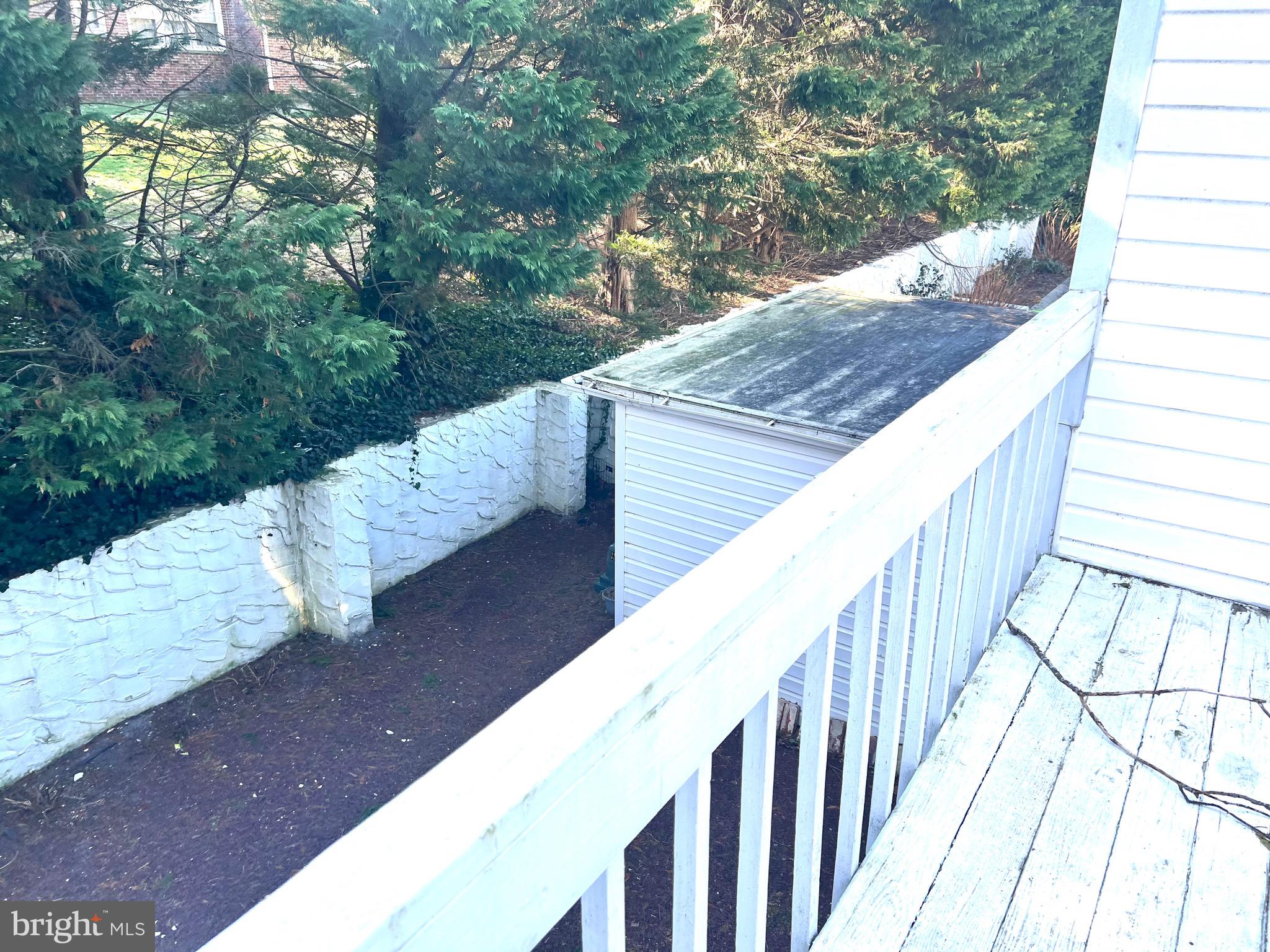 37 Hunters Point Millsboro, DE 19966 - Photo 17 of 38 a view of balcony and wooden floor