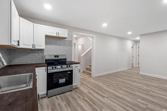 $229,900 | 432 North Main Street, Fairmount, IN 46928