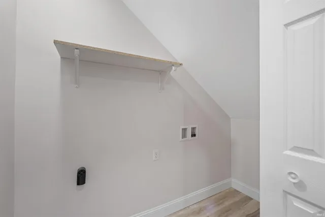 $229,900 | 432 North Main Street, Fairmount, IN 46928