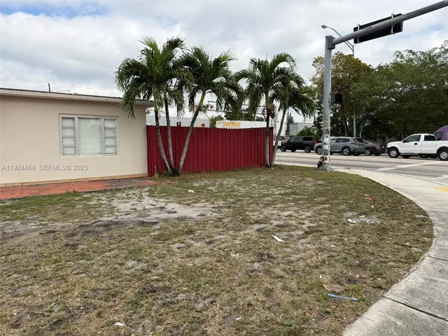 $3,000 | 791 East 21st Street, Hialeah, FL 33013