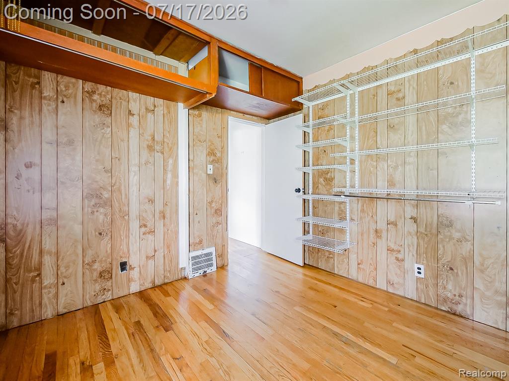24850 West Nine Mile Road Southfield, MI 48033 - Photo 23 of 54
