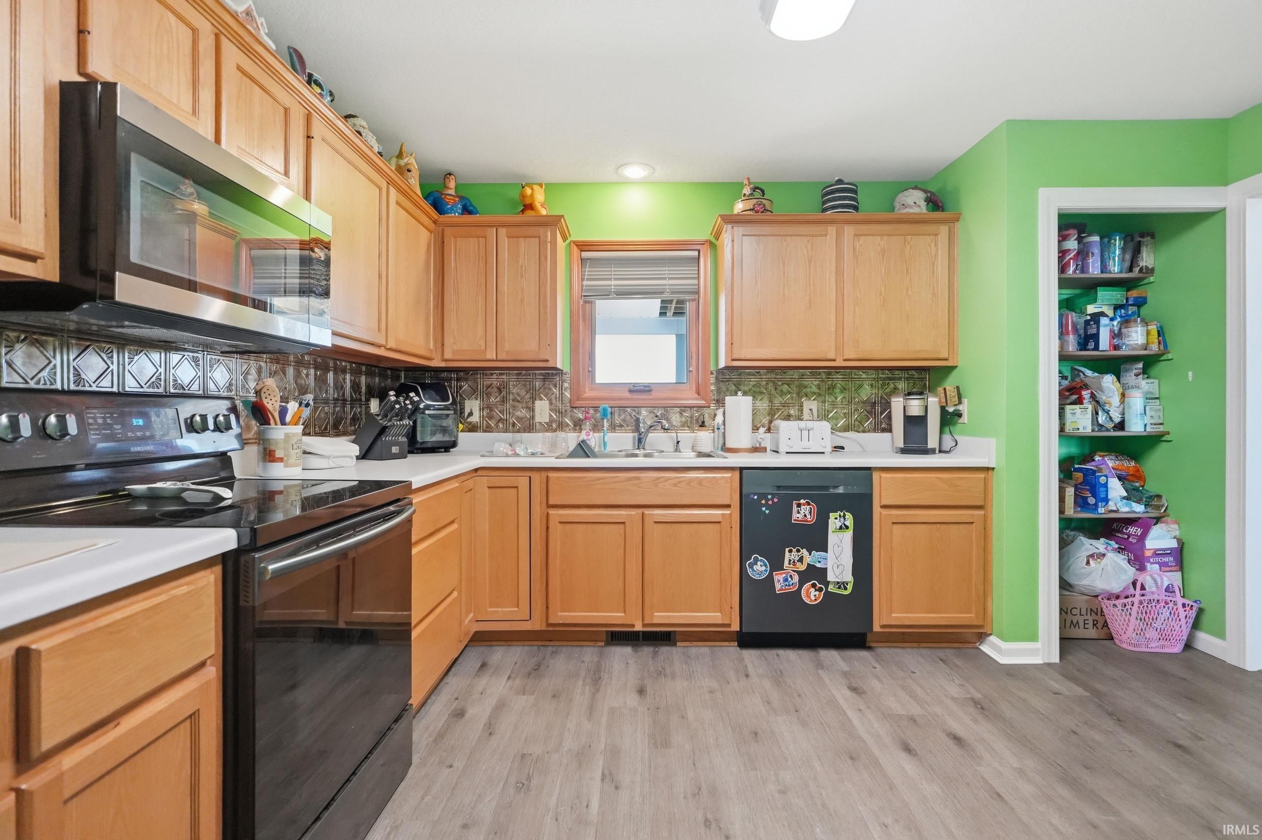 7505 Black Road New Haven, IN 46774 - Photo 12 of 47