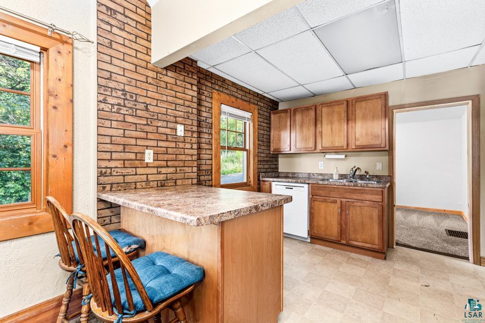 114 West Lemon Street Duluth, MN 55811 - Photo 9 of 15