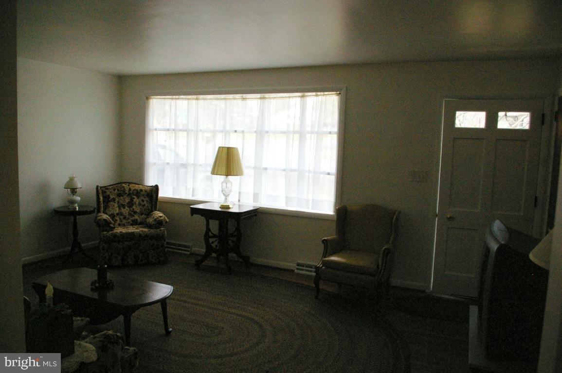 506 Brandywine Road Lancaster, PA 17603 - Photo 5 of 32 Gallery Image 5