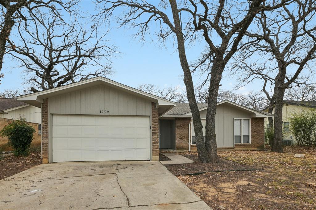 1209 Pin Oak Drive Denton, TX 76209 - Photo 20 of 27