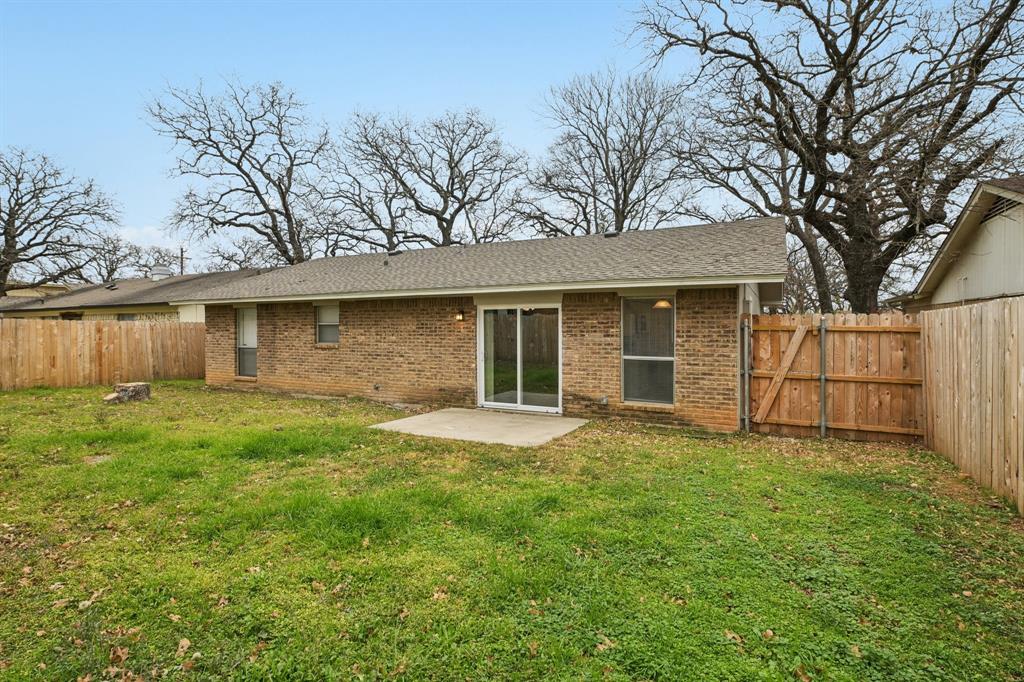1209 Pin Oak Drive Denton, TX 76209 - Photo 24 of 27