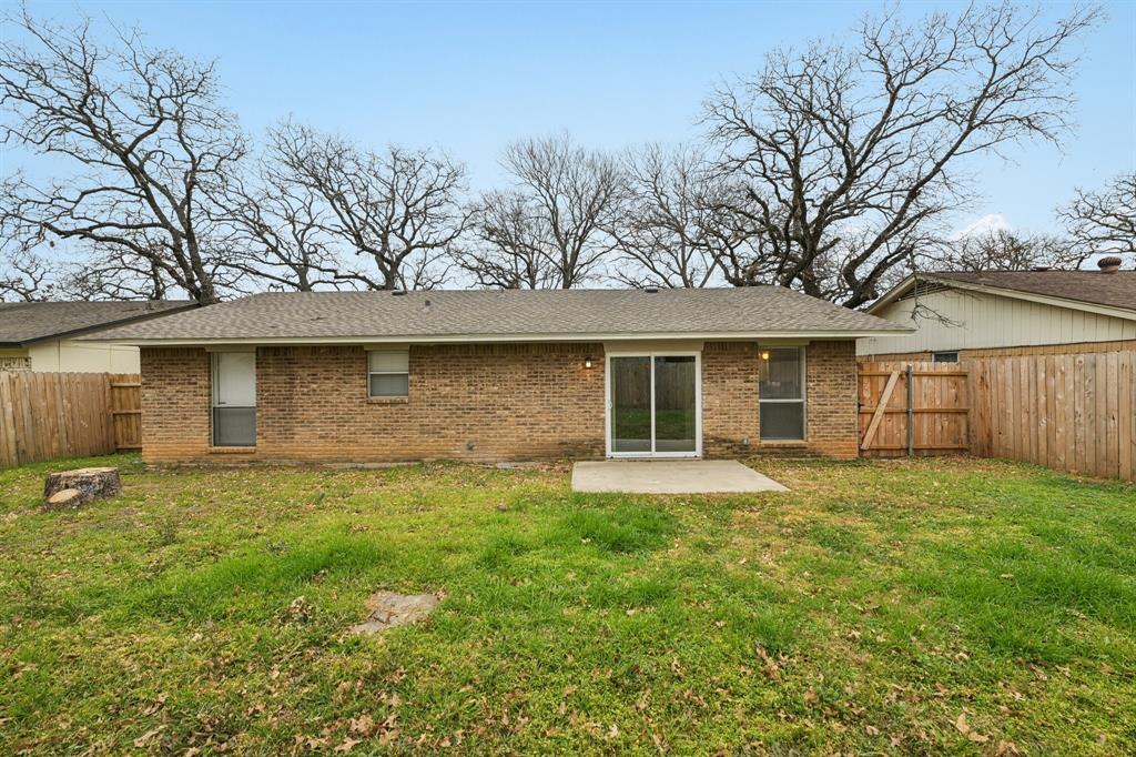1209 Pin Oak Drive Denton, TX 76209 - Photo 25 of 27