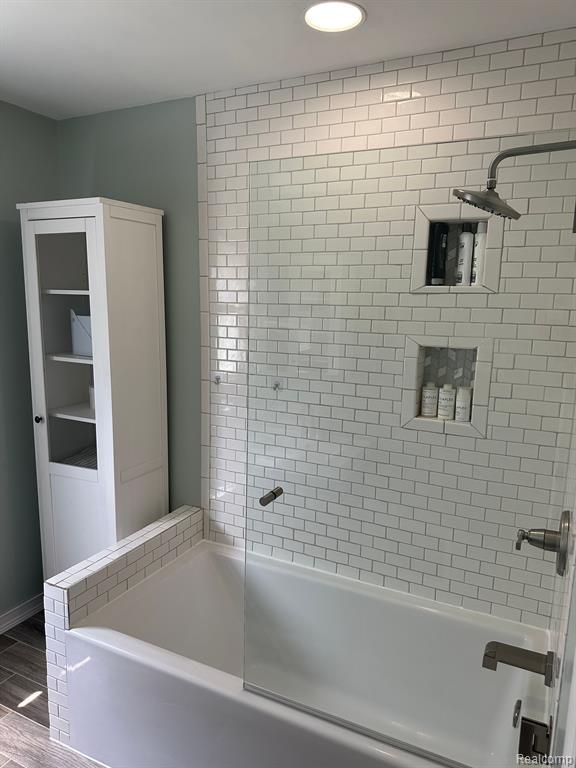 1079 Cambridge Road Berkley, MI 48072 - Photo 14 of 20