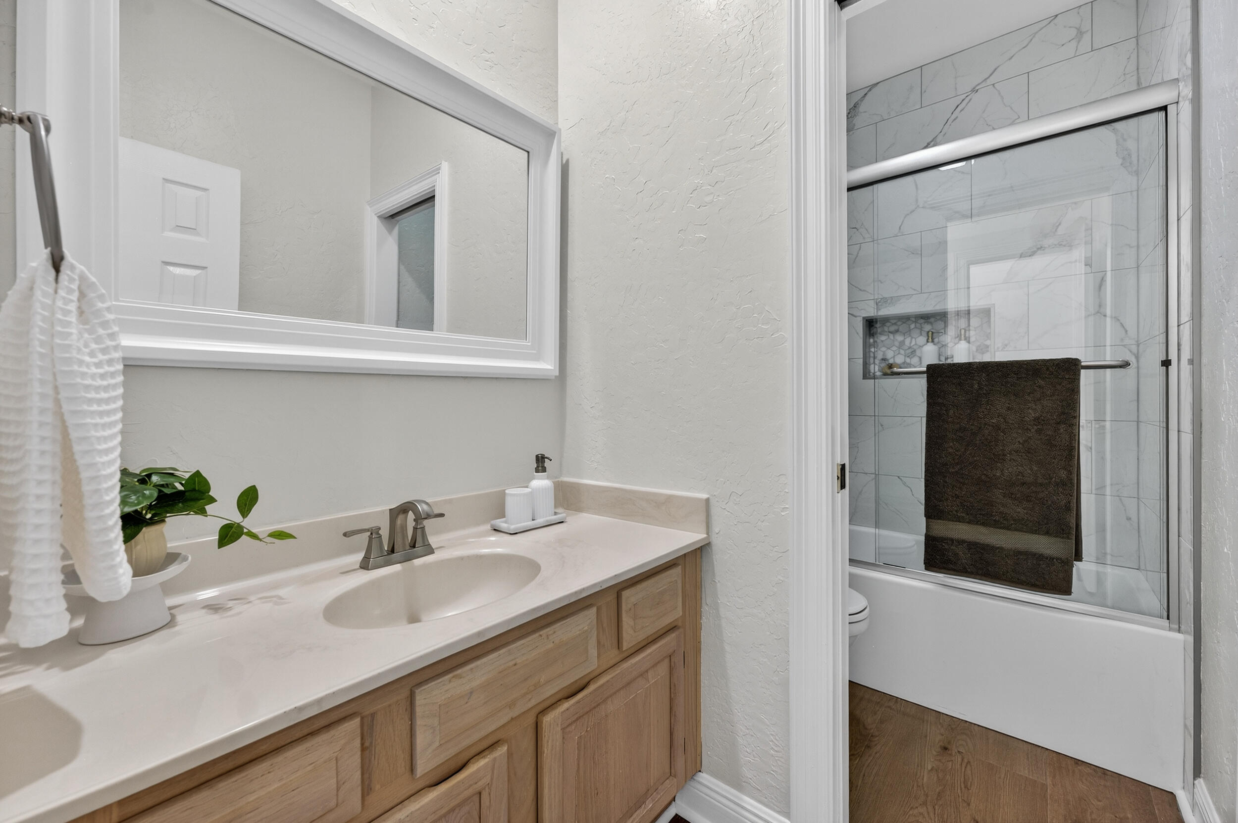 2805 Sam Snead Court Shalimar, FL 32579 - Photo 47 of 56 a bathroom with a sink and a mirror