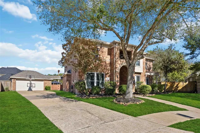 $3,800 | 1402 Chaparral Crossing, League City, TX 77573
