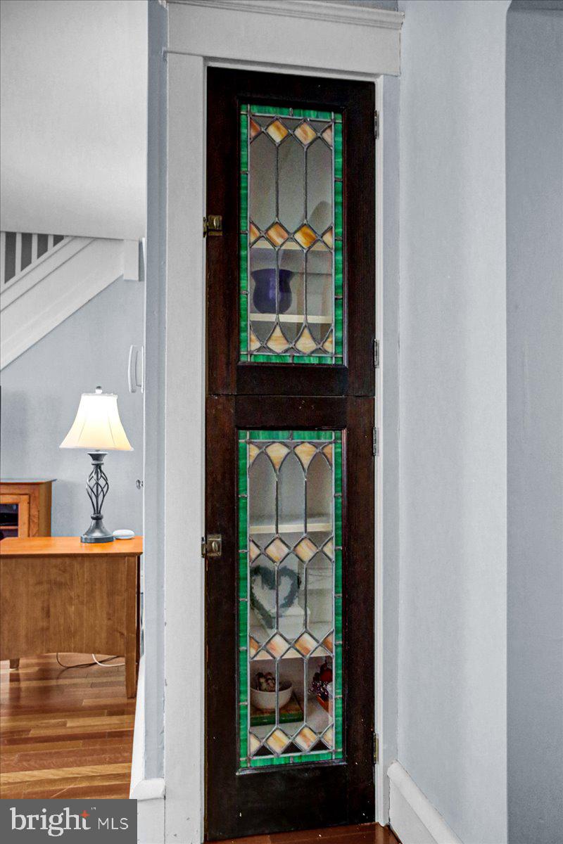 1336 Brooke Boulevard Reading, PA 19607 - Photo 26 of 29 Photo of a stained glass cabinet in living room