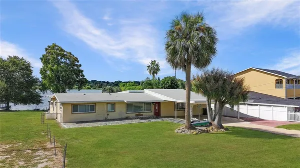 $2,800 | 117 Lake Roy Drive, Winter Haven, FL 33884