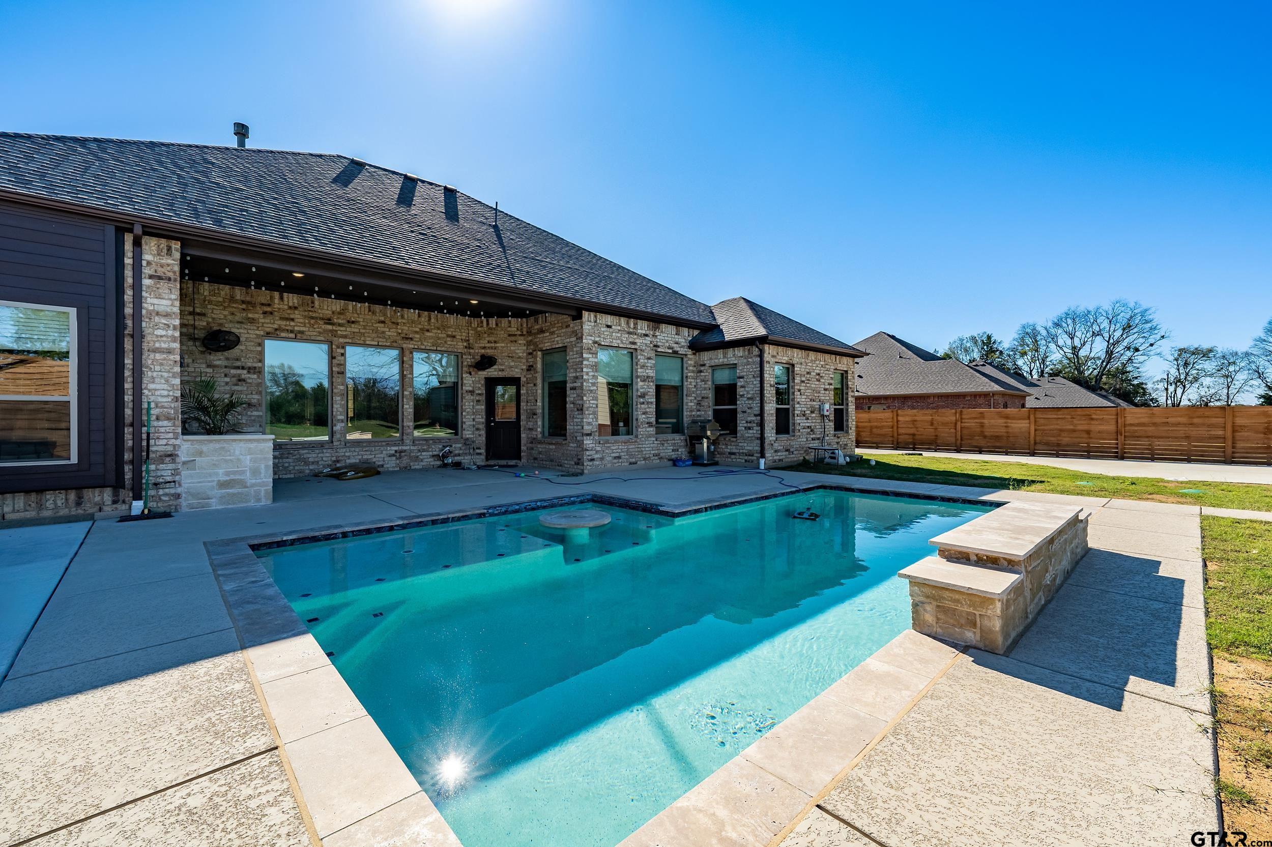 a view of outdoor space yard deck and patio