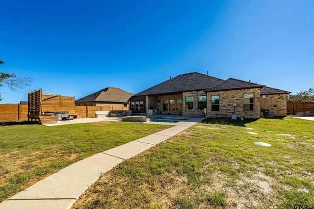 a front view of house with yard