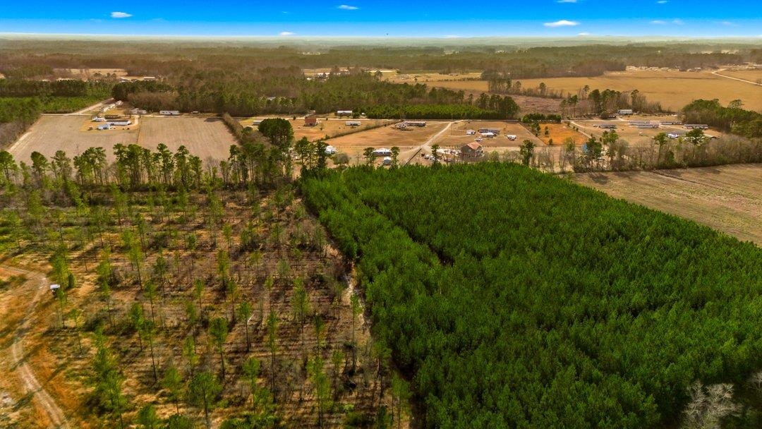 45 Loris Sc 29569 Loris, SC 29569 - Photo 2 of 23