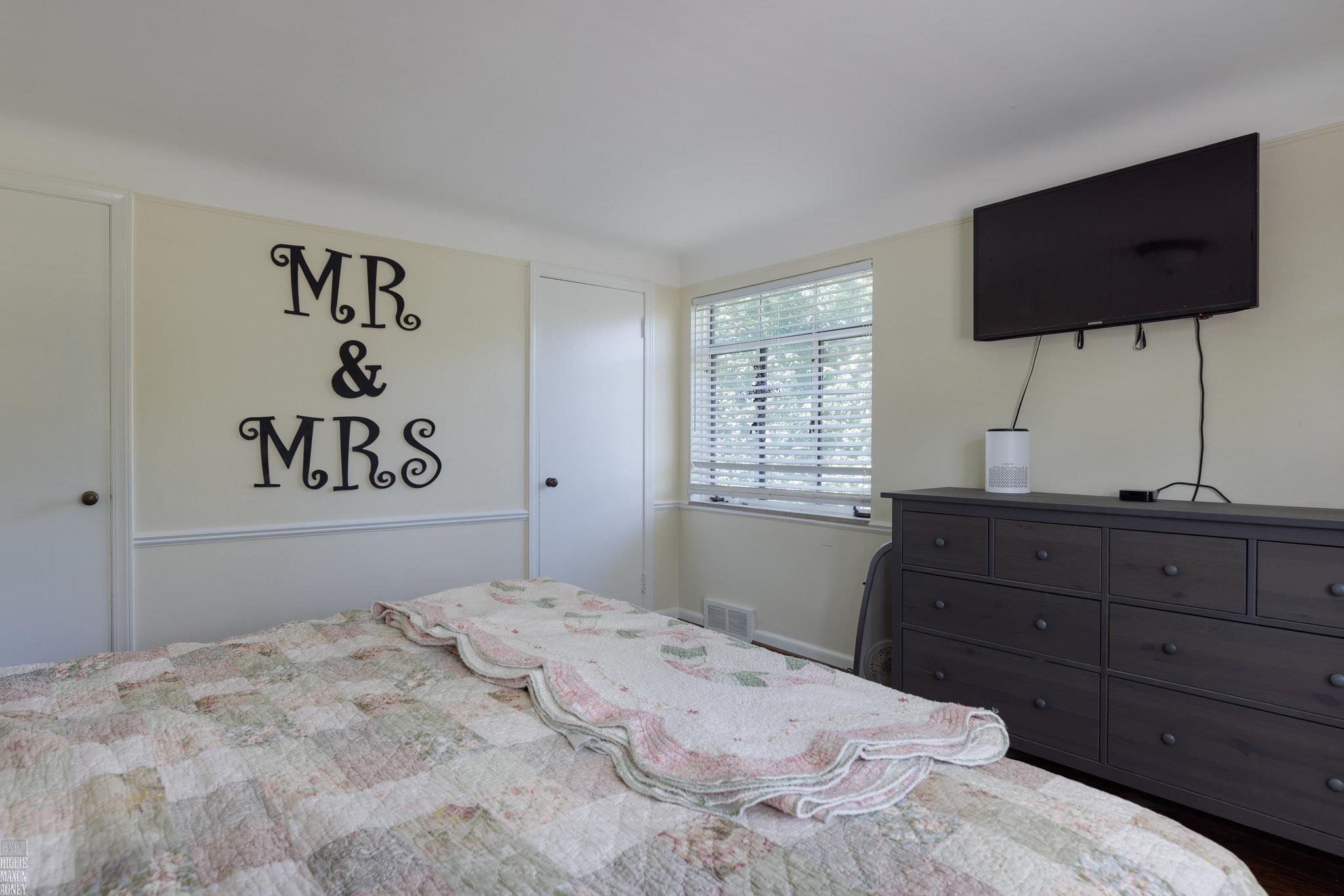 675 Fisher Road Grosse Pointe, MI 48230 - Photo 25 of 51