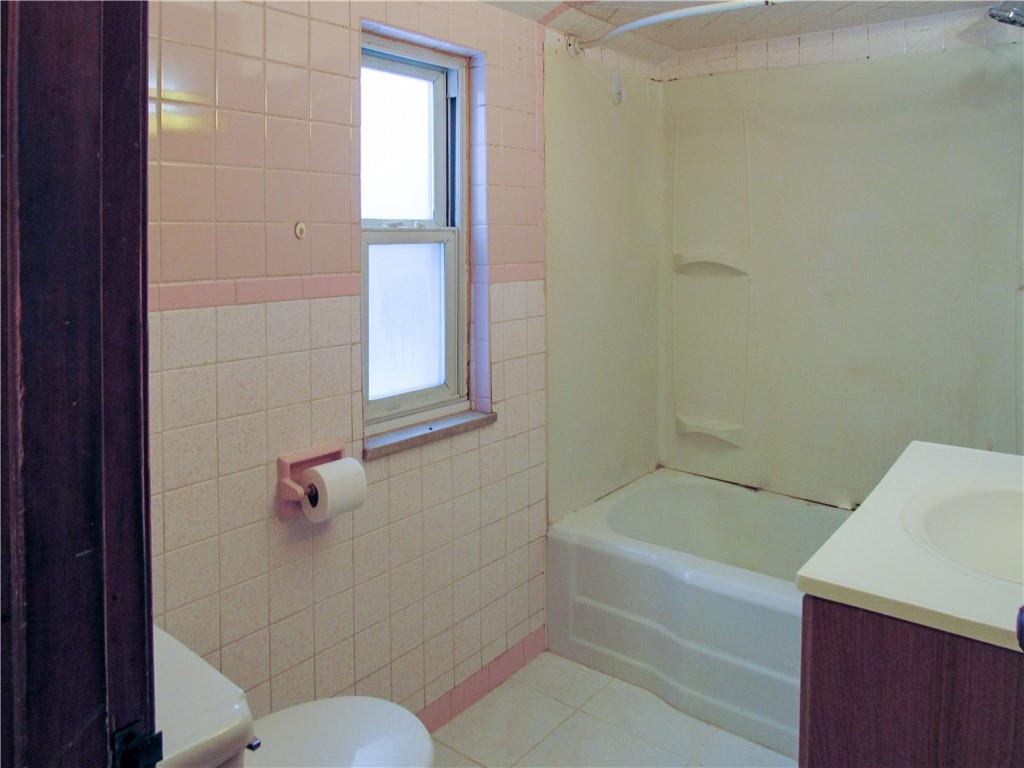 621 3rd Street North Versailles, PA 15137 - Photo 13 of 39