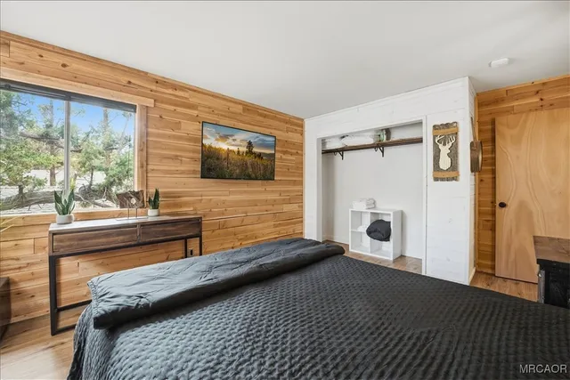 $460,000 | 465 Wabash Avenue, Sugarloaf, CA 92386