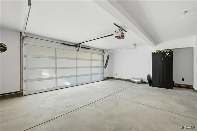 $460,000 | 465 Wabash Avenue, Sugarloaf, CA 92386